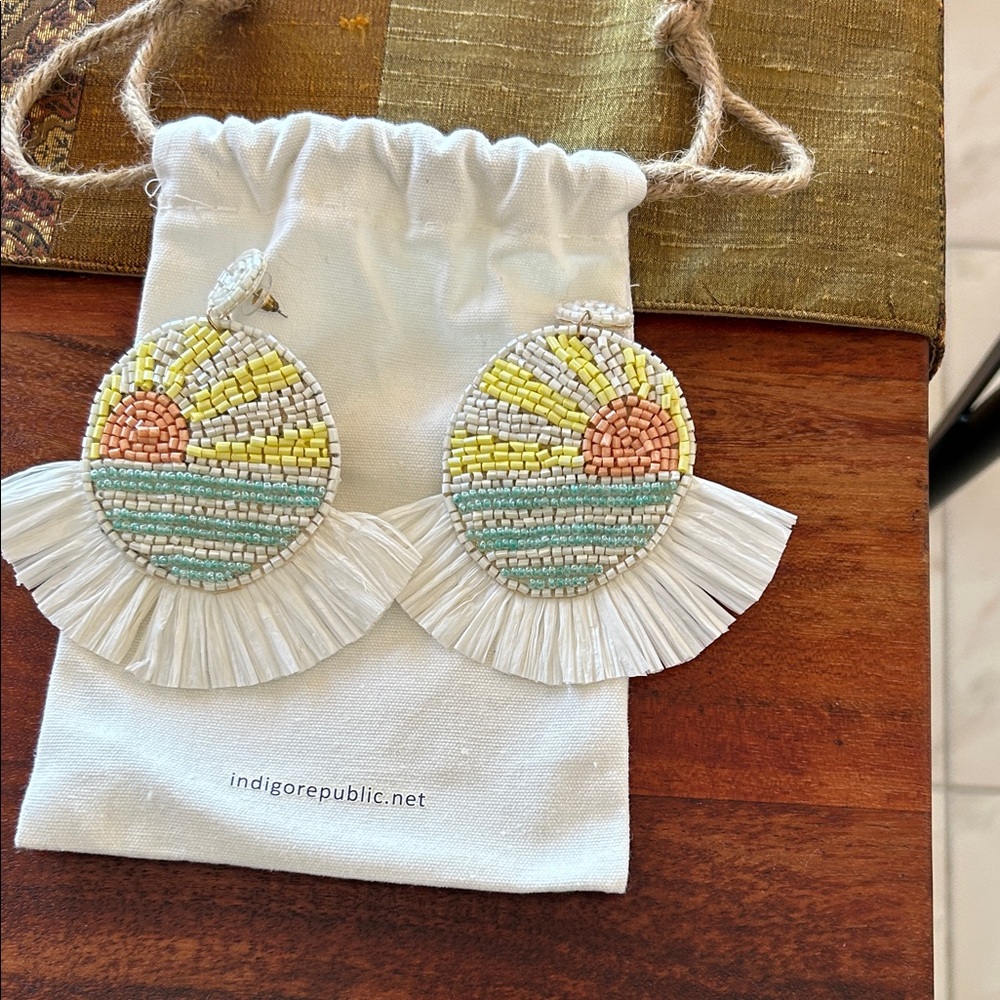 Beaded Sunrise Earrings - Multicolor